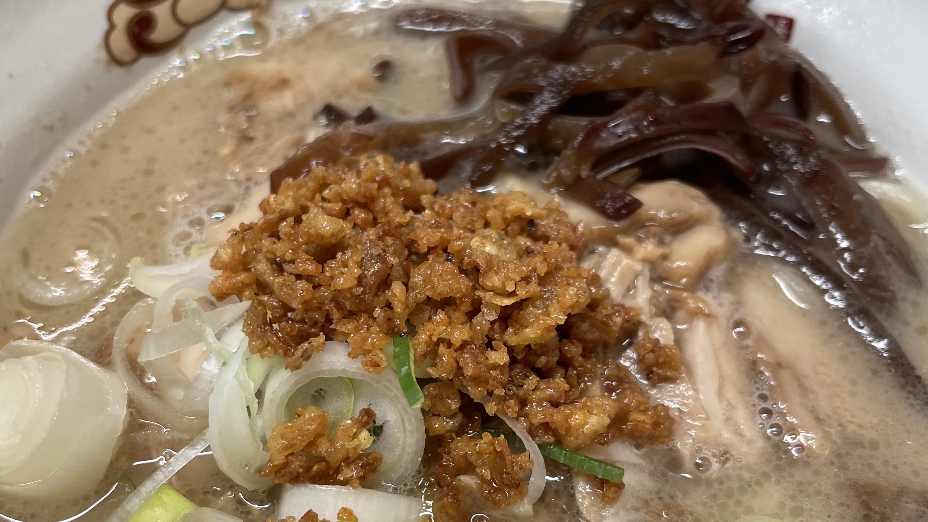 鹿児島ラーメン 豚とろ 中央駅前店