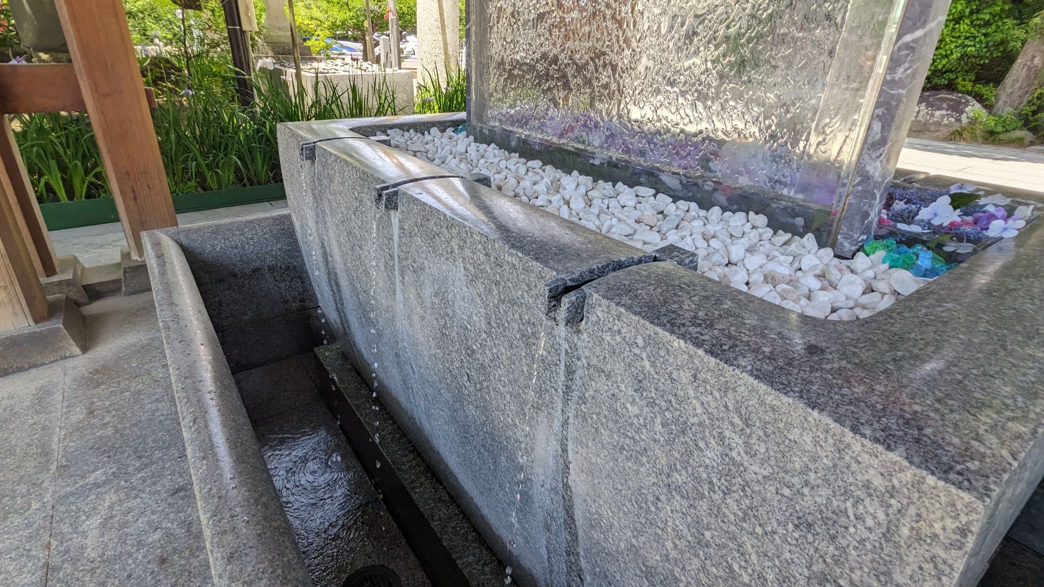 手水舎（花手水） サムネイル 2