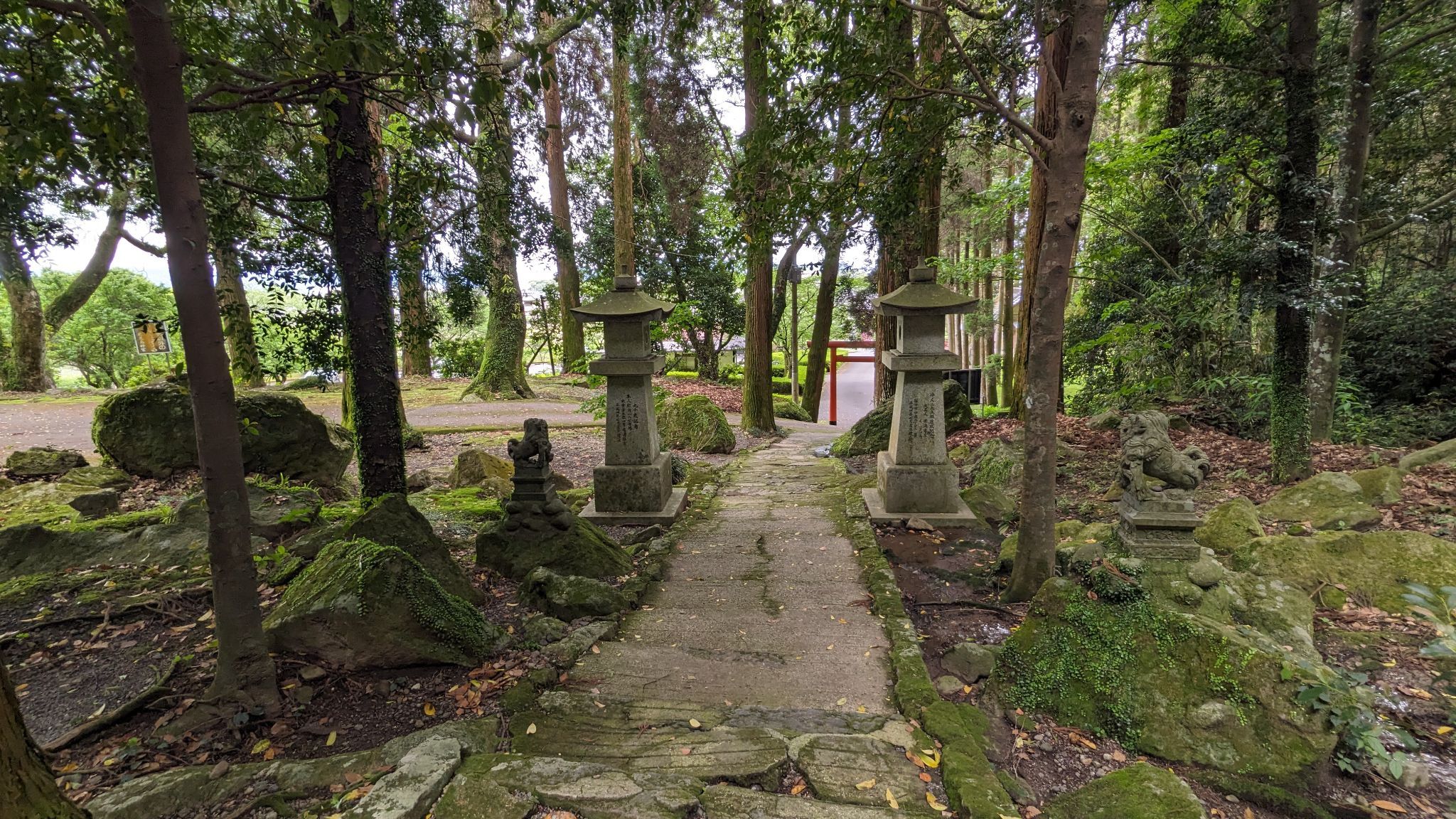 石體神社 サムネイル 6