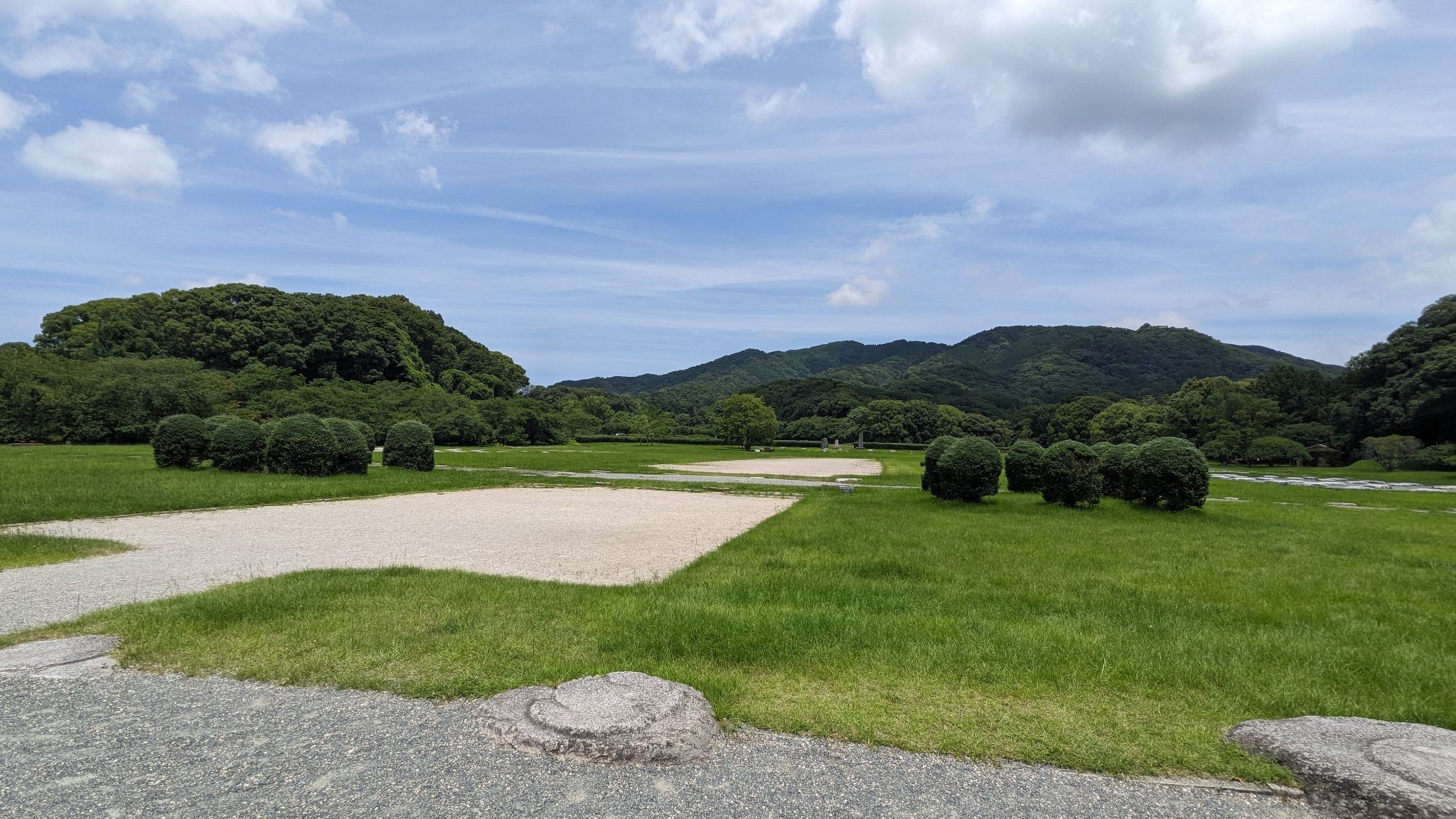 中門跡