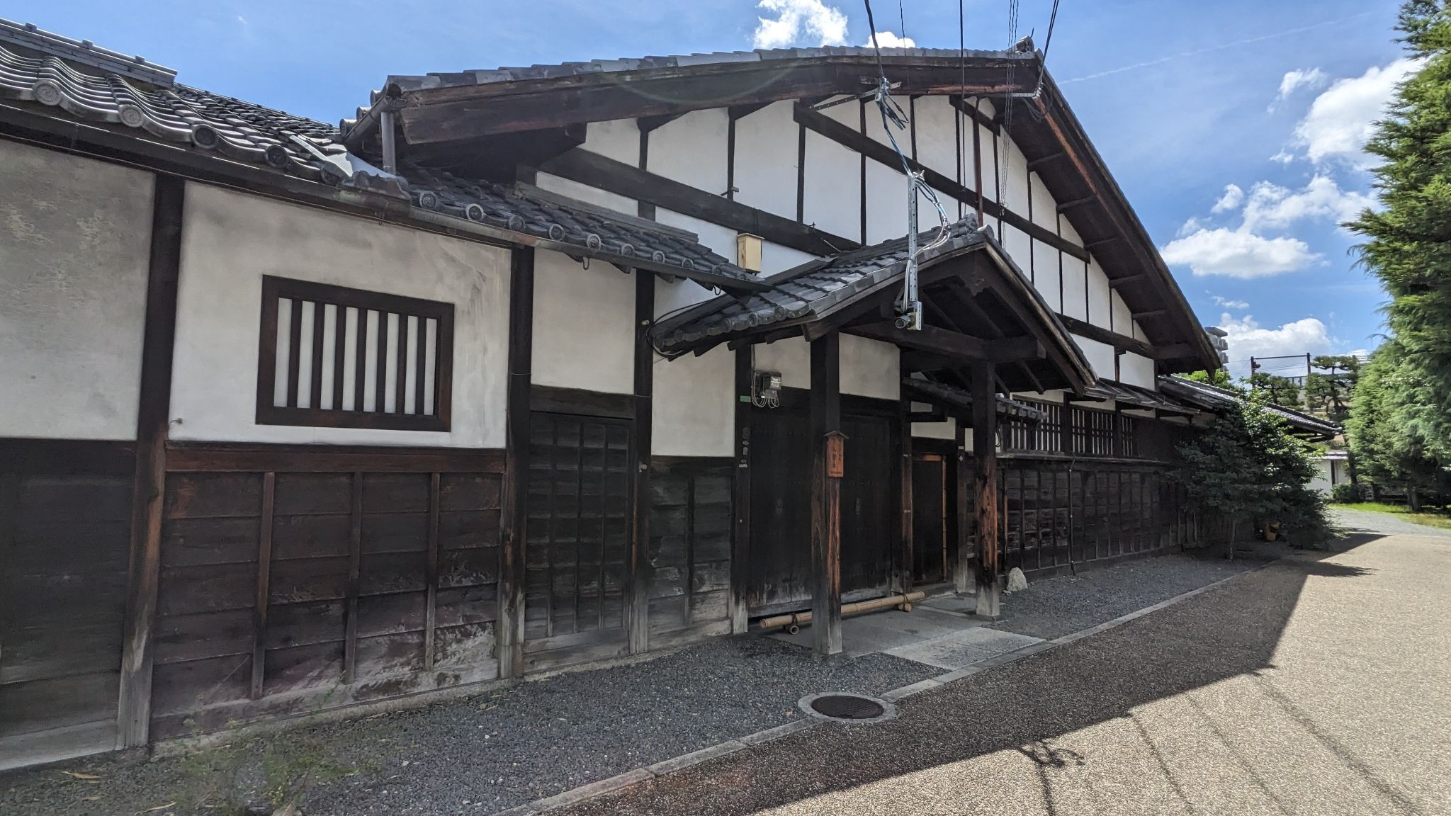 東本願寺お買い物広場 渉成園店 1
