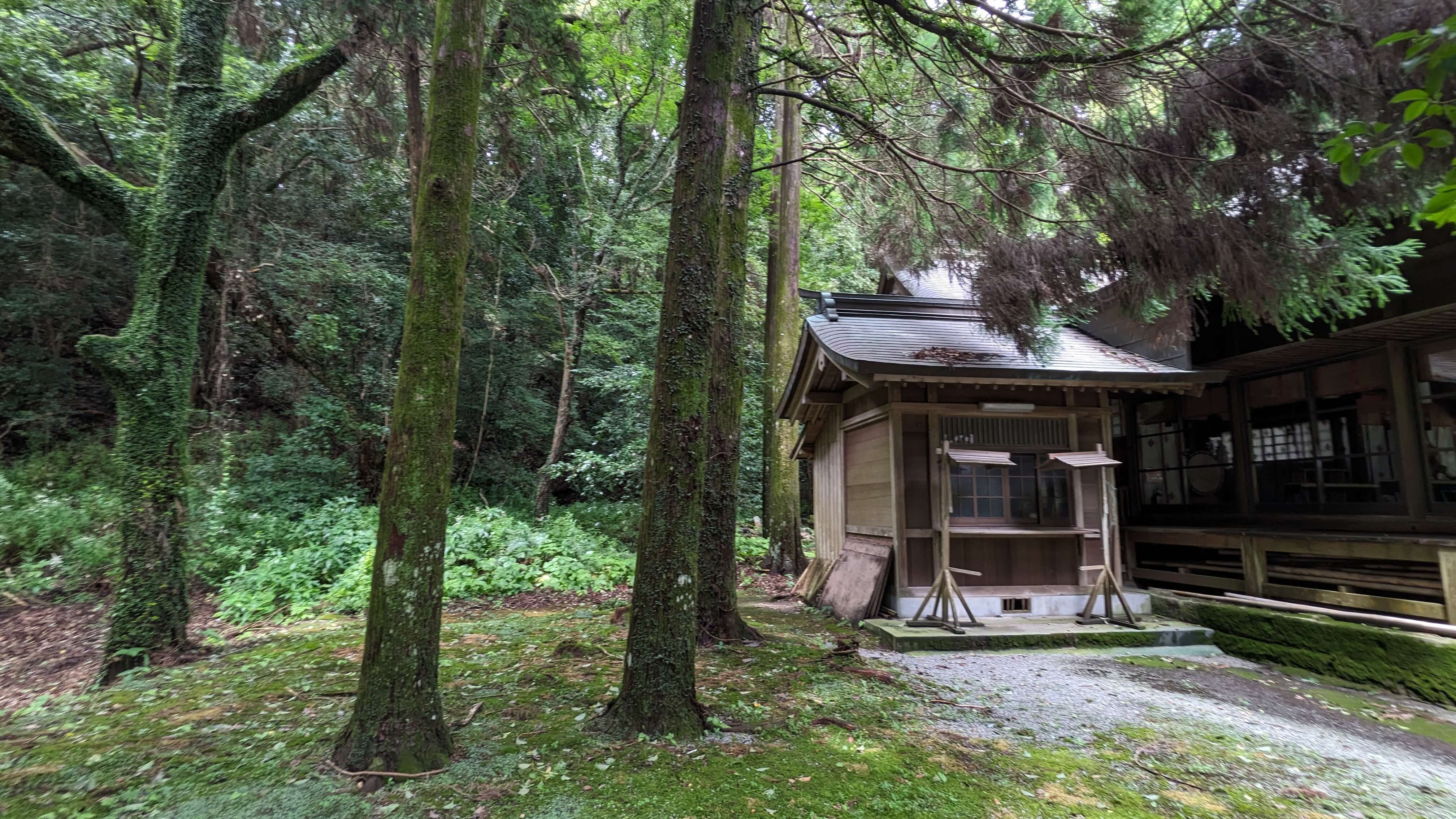 徳重神社 サムネイル 6