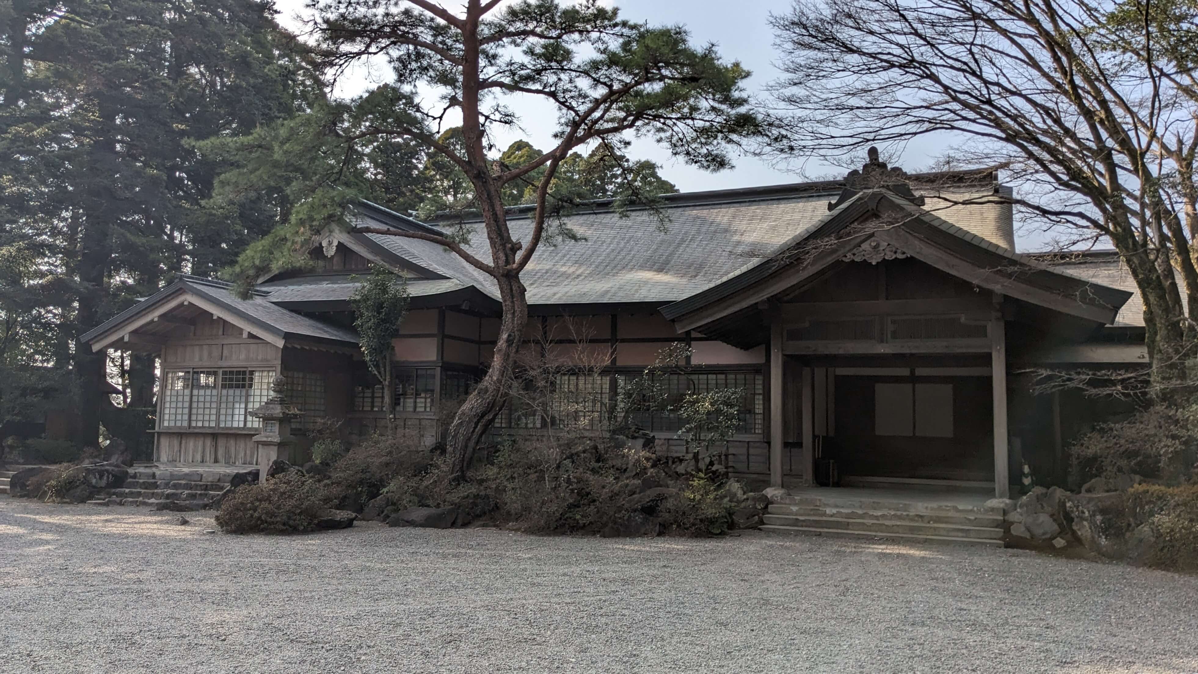 社務所 サムネイル 2