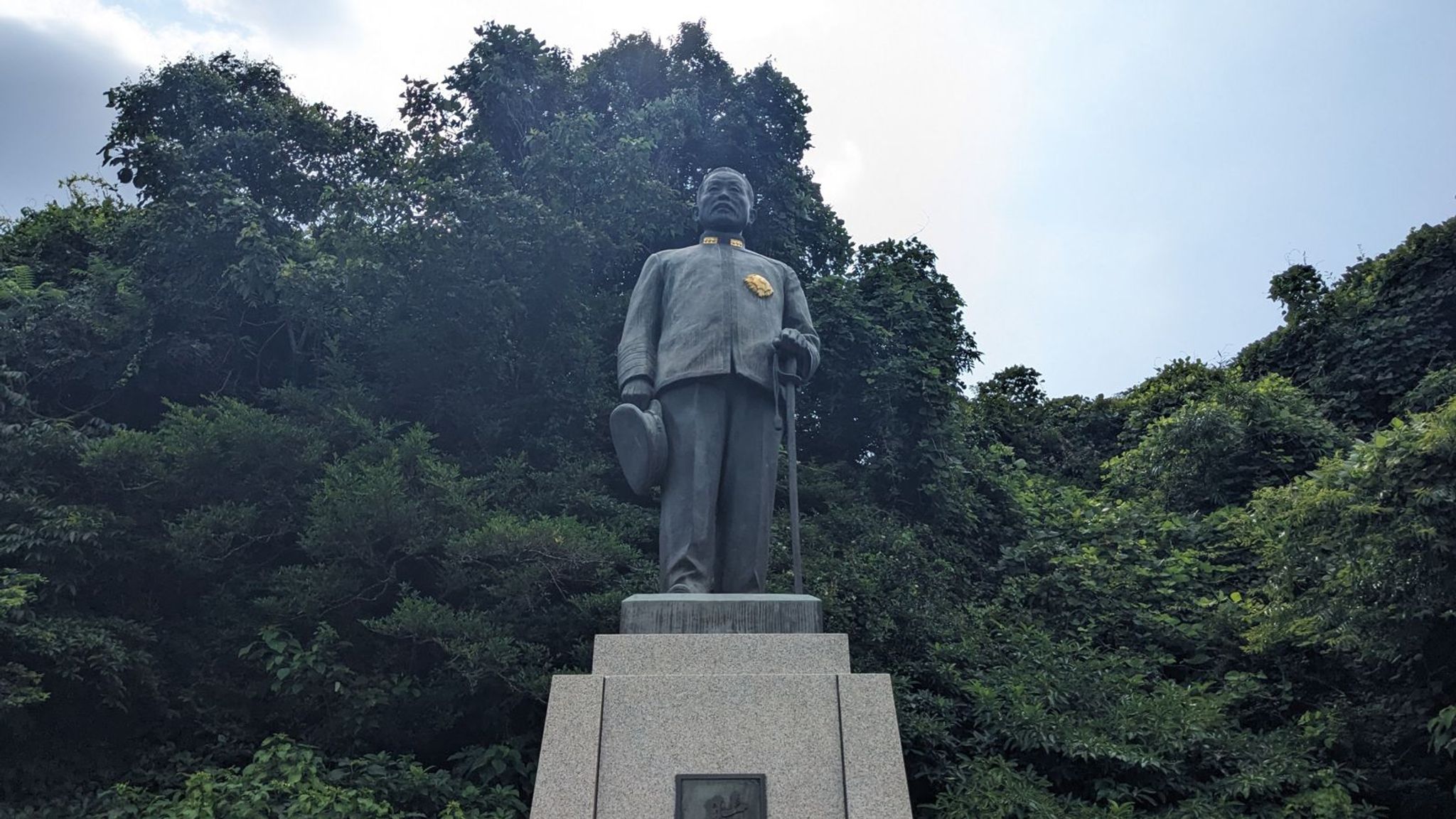 財部彪像 サムネイル 2
