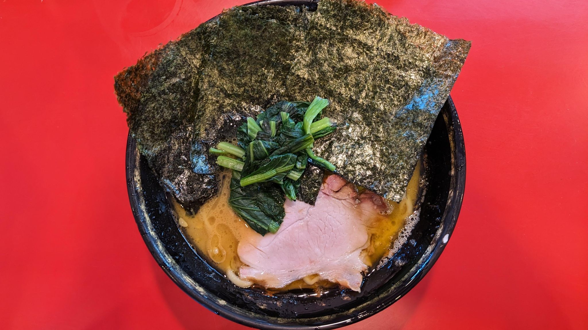 【家系ラーメン発祥の地】横浜で味わう濃厚豚骨醤油の旅日記