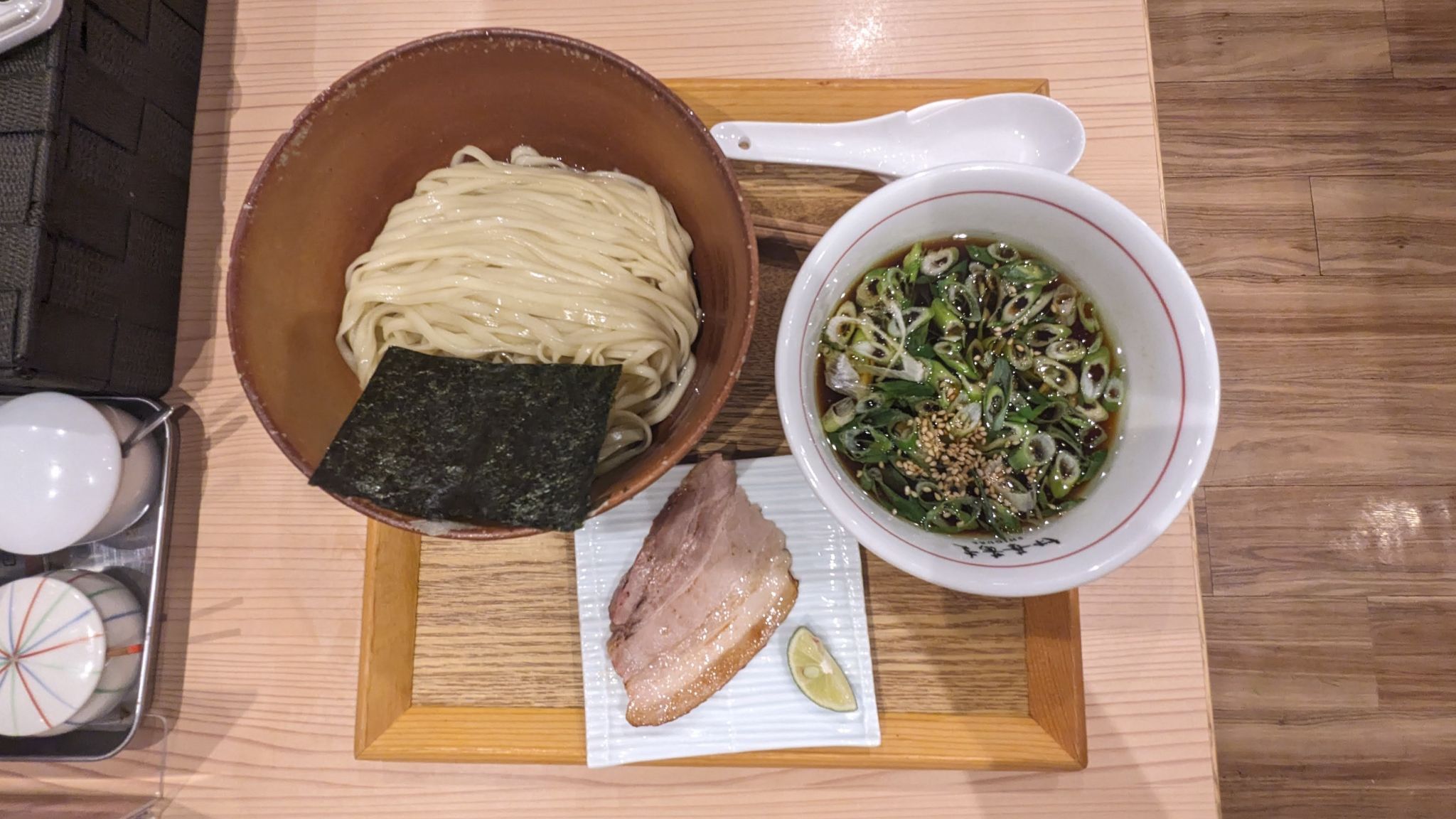 【一杯に宿る丁寧さ】伊勢佐木長者町で味わう中華蕎麦の旅日記
