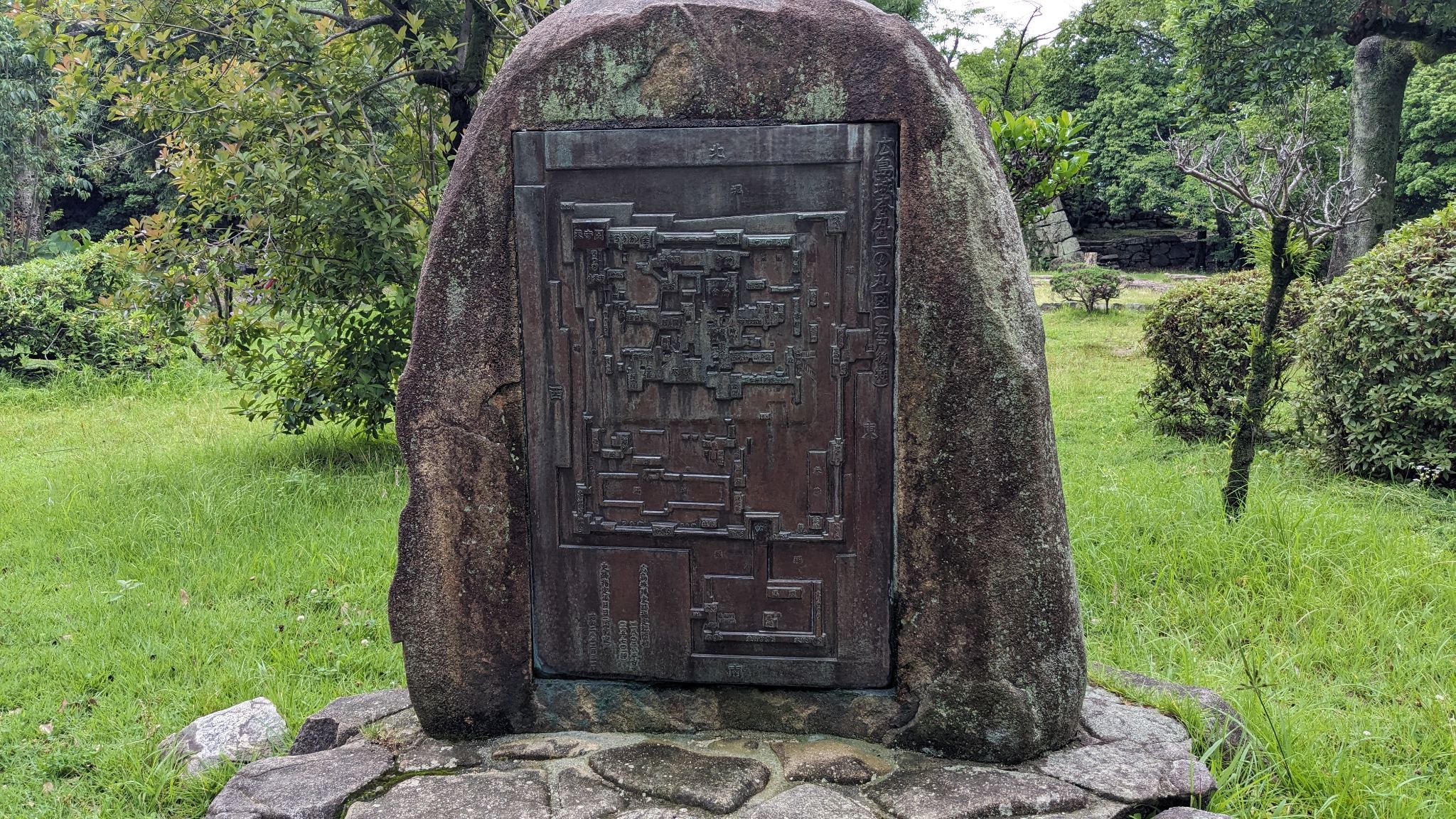 広島城本丸・二の丸図