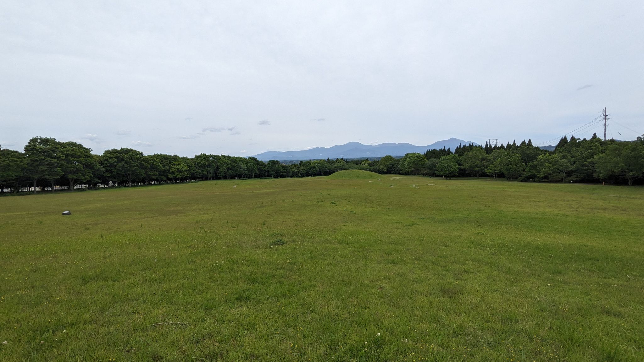 上野原遺跡の石碑 サムネイル 2