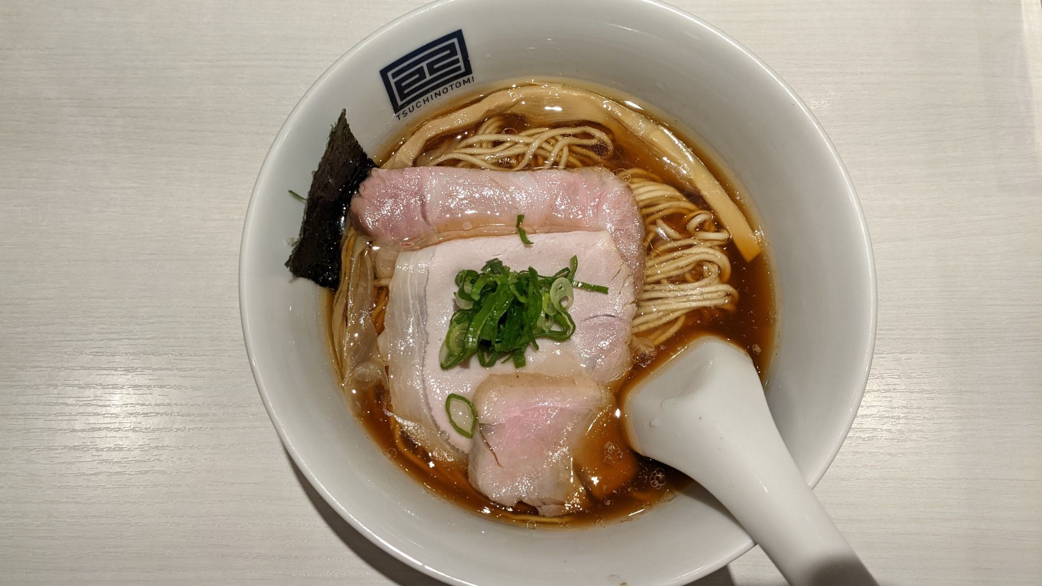 淡麗拉麺 己巳 野毛本店