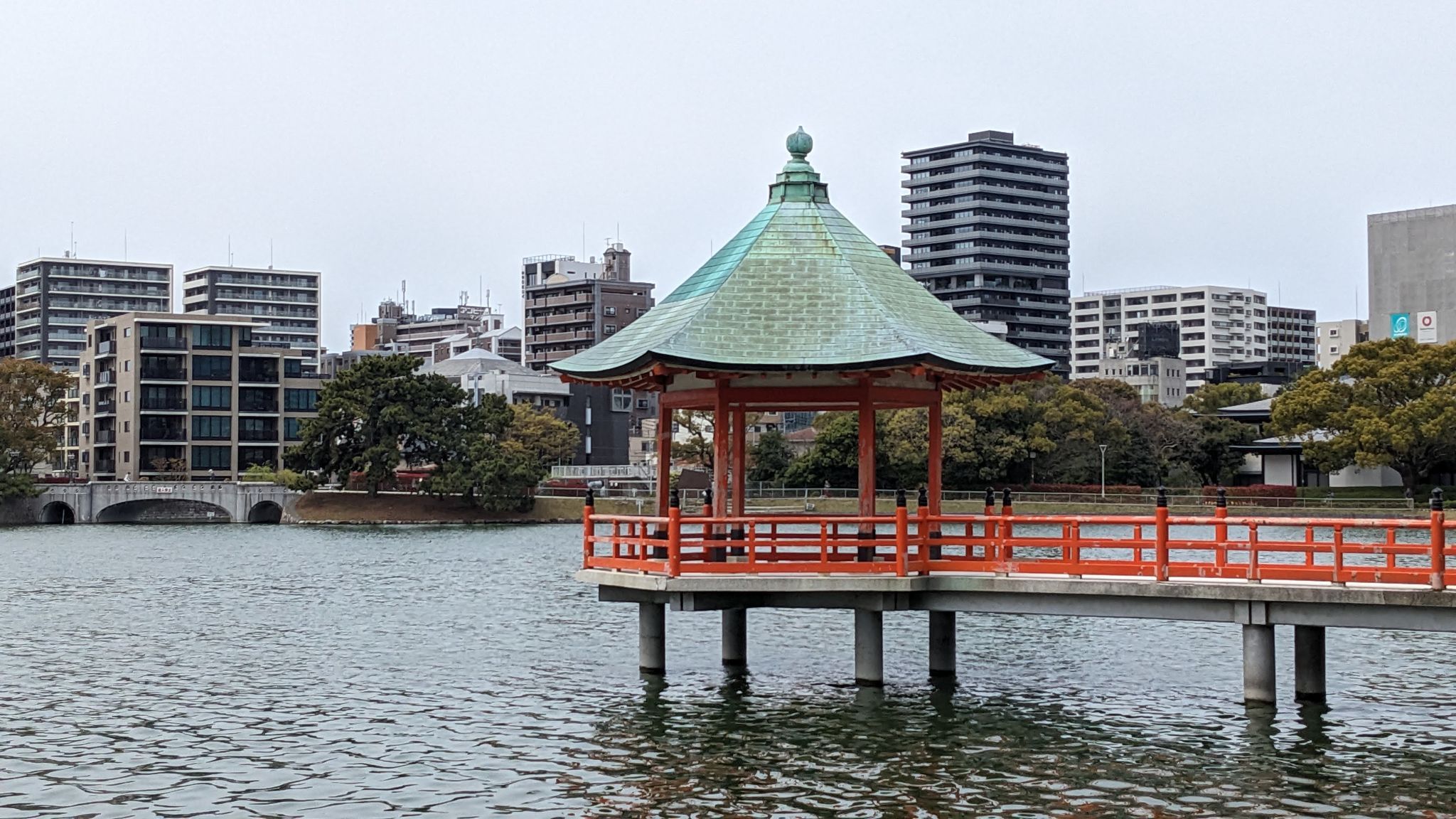 浮見堂（旧福岡動植物園浮見堂）