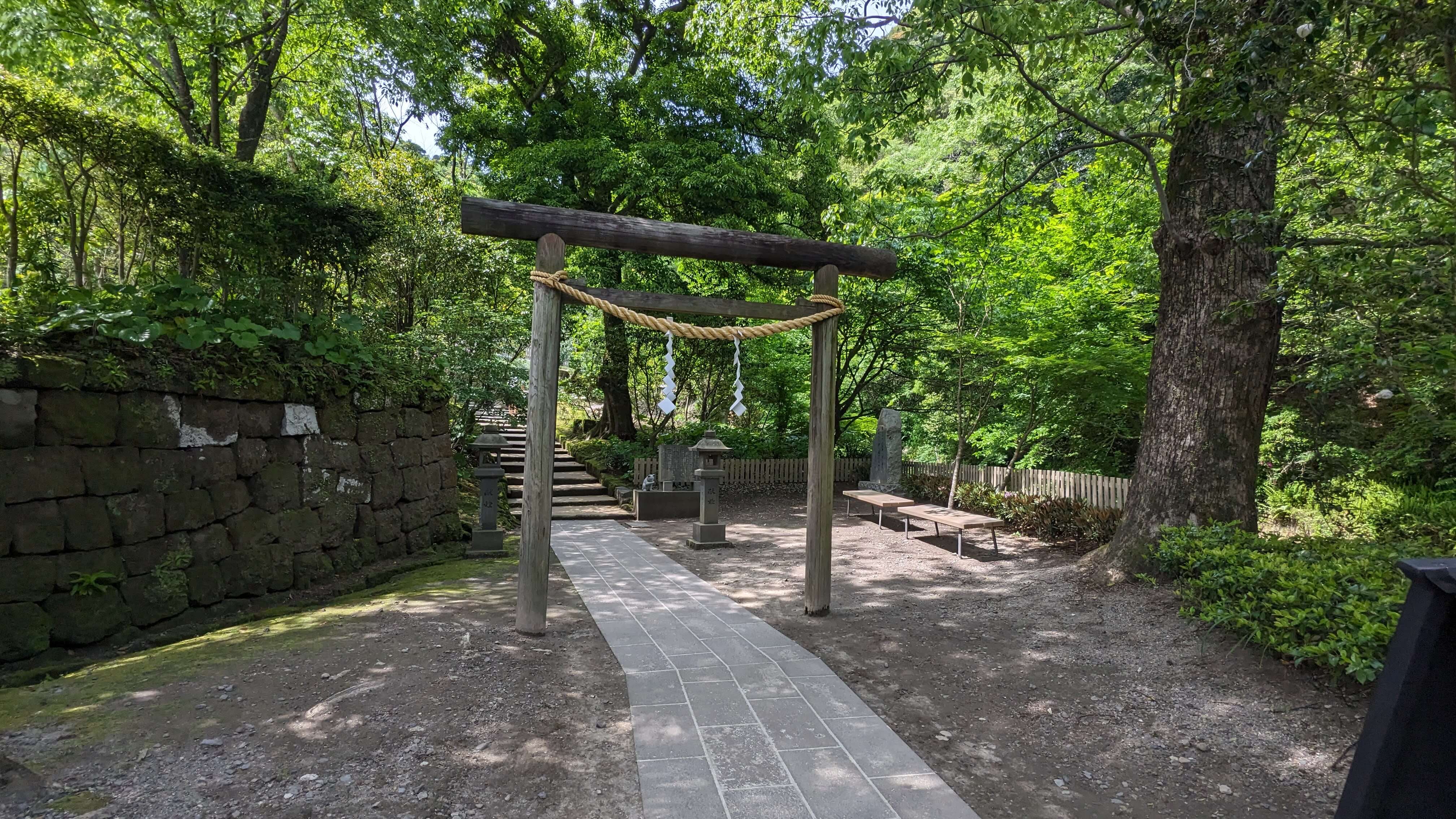 猫神社 サムネイル 3