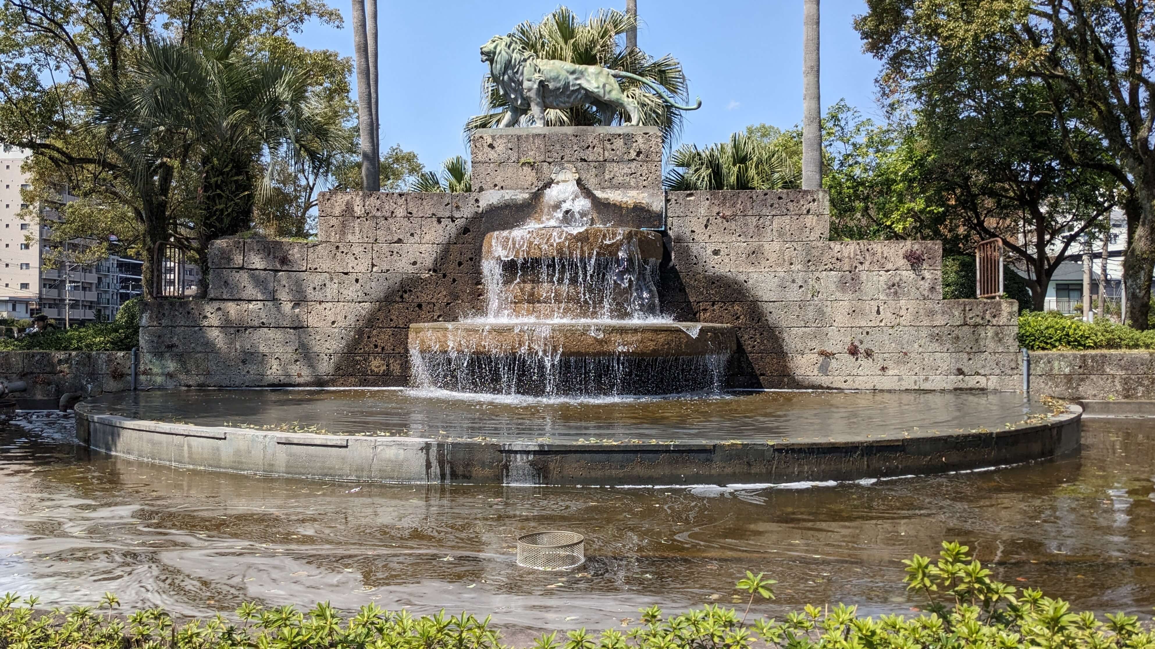 ライオンズ広場噴水