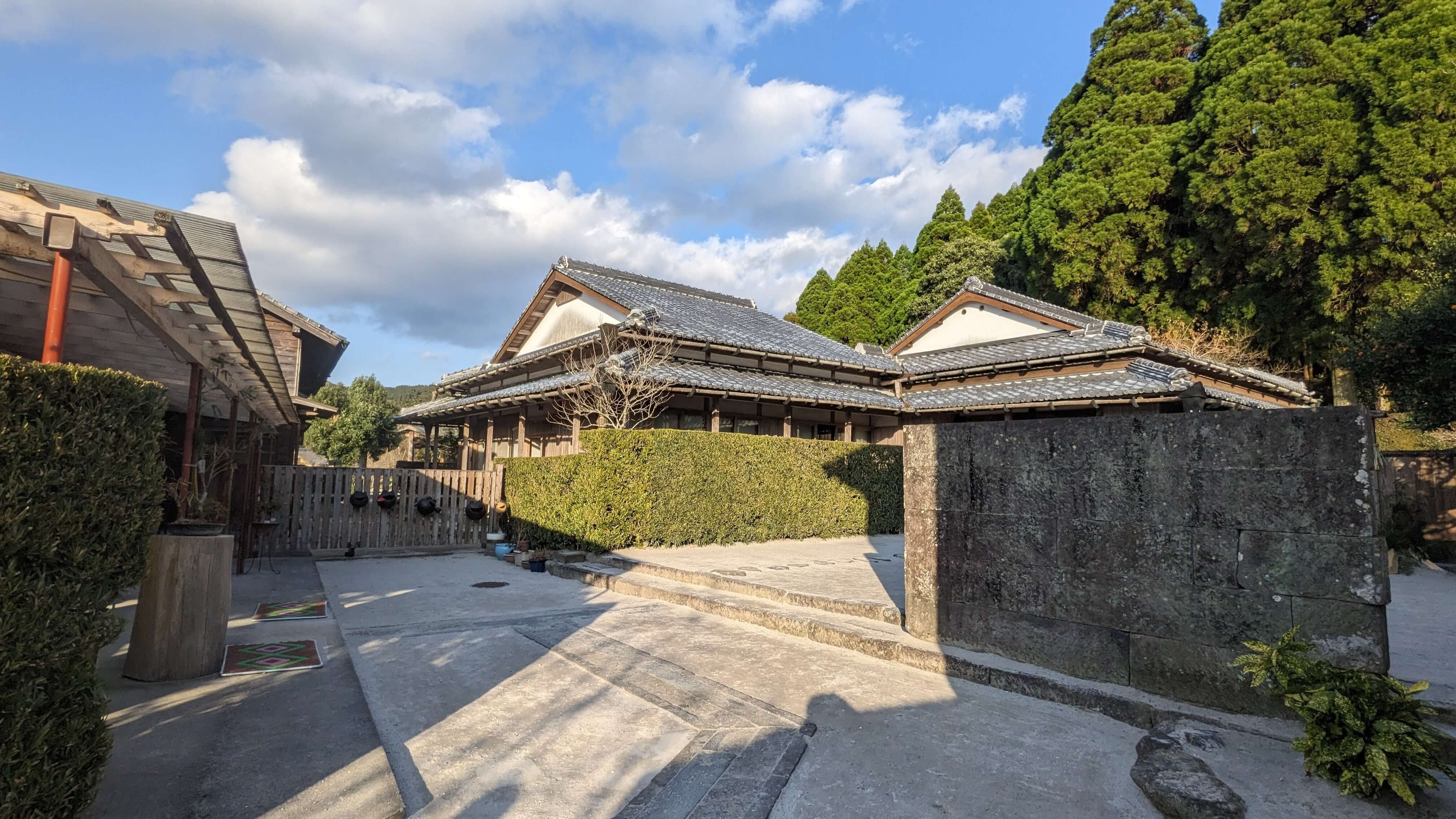 森重堅邸庭園 サムネイル 4